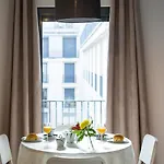 Portucale ! Downtown Premium With Parking Garage