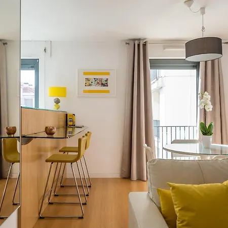Apartment Portucale ! Downtown Premium With Parking Garage *