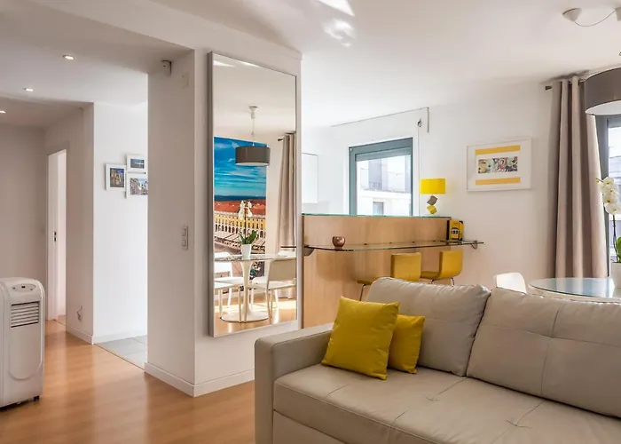 Portucale ! Downtown Premium With Parking Garage Lisboa